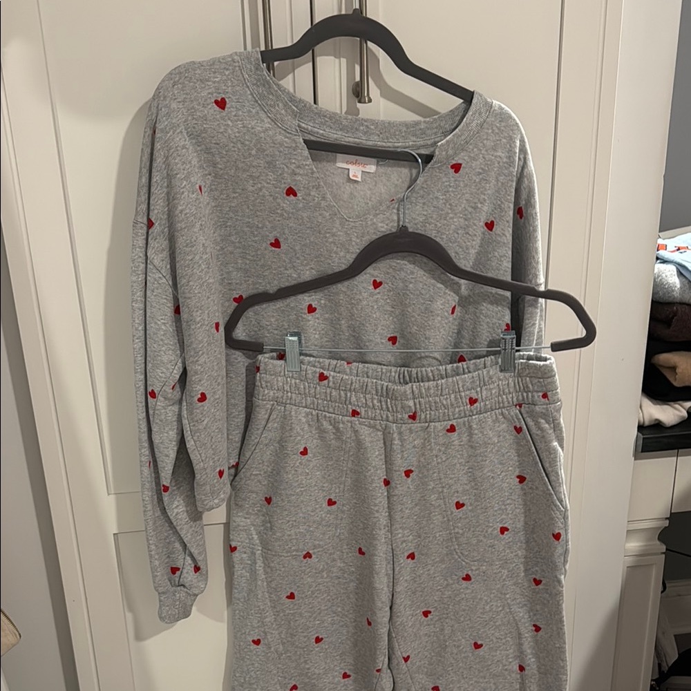 Heart Detail Sweat Set